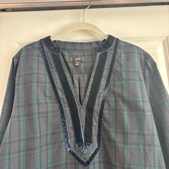 J crew Women’s Velvet-trimmed V-neck tunic in Black Watch Tartan Holiday M - Picture 4 of 10